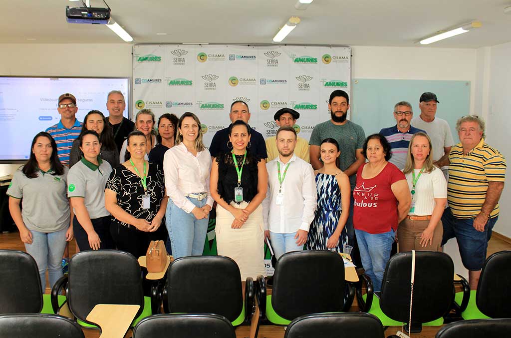 Assessora da Casa Civil, Fernanda articula estratégias para fortalecer a agricultura familiar na merenda escolar de Santa Catarina